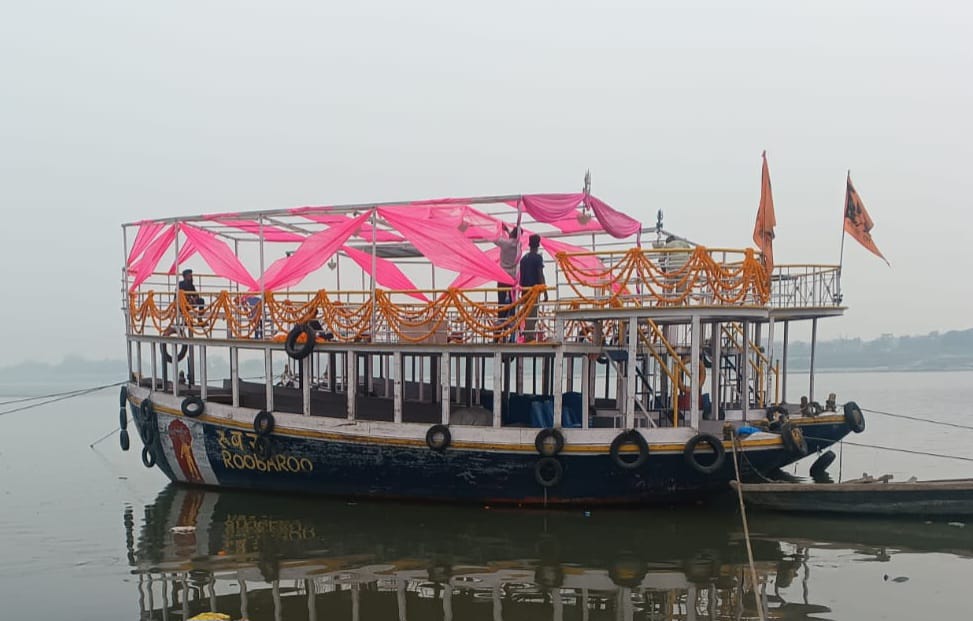 Royal decorated Ganga boat with lights